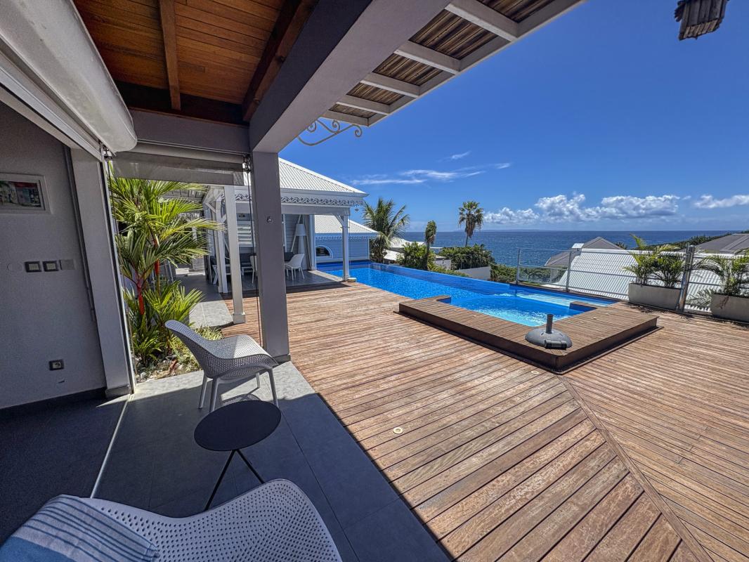 38.Location villa piscine Sainte Anne Guadeloupe_Vue mer